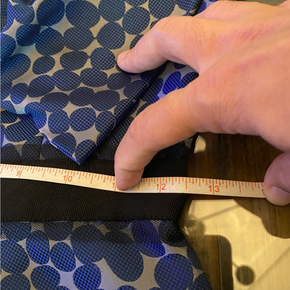 BCBGMaxAzria Polka Dot Satin Dress Bow Detail size 0 - Picture 6 of 11